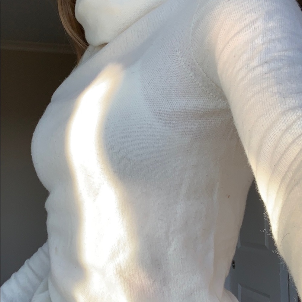 white cashmere turtleneck
